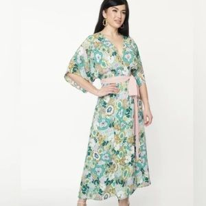 NWT unique vintage kimono sleeve wrap dress mint pink floral